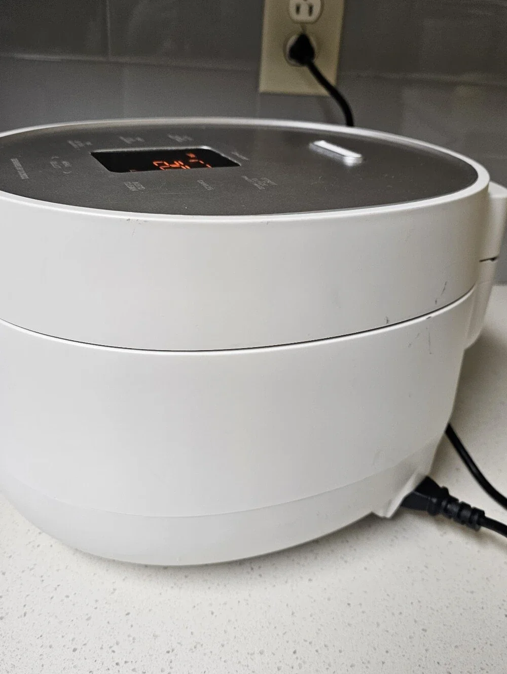 Cuckoo CR-0675F 6-Cup Micom Rice Cooker
